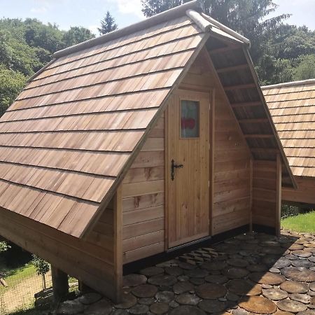 Hotel Glamping Naselje Zeleni Turizem Makole Exterior foto