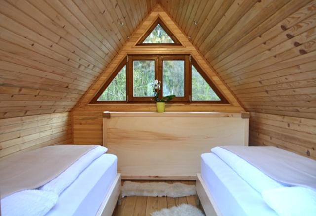 Hotel Glamping Naselje Zeleni Turizem Makole Exterior foto