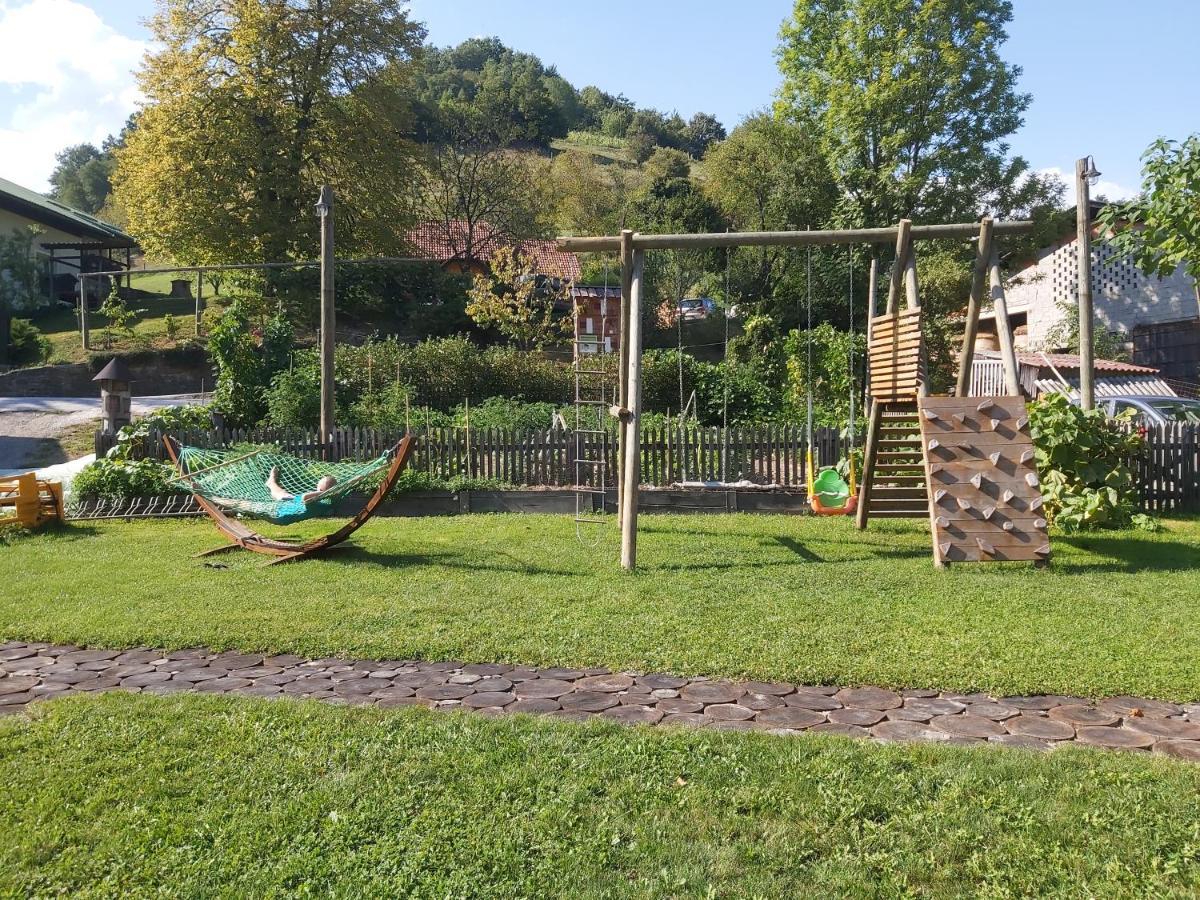 Hotel Glamping Naselje Zeleni Turizem Makole Exterior foto